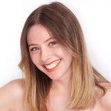 Rouge à lèvres hydratant Terracotta Pomponne sur blonde peau blanche