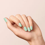 Vernis Mint Green Flash semi permanent Manucurist