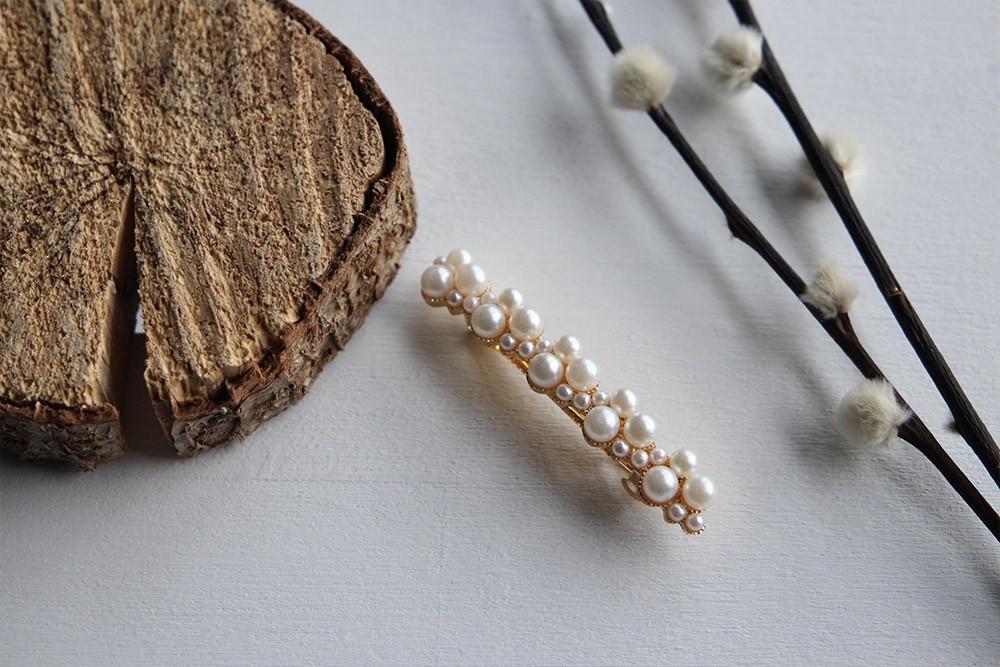 Barrette Inès perles blanches