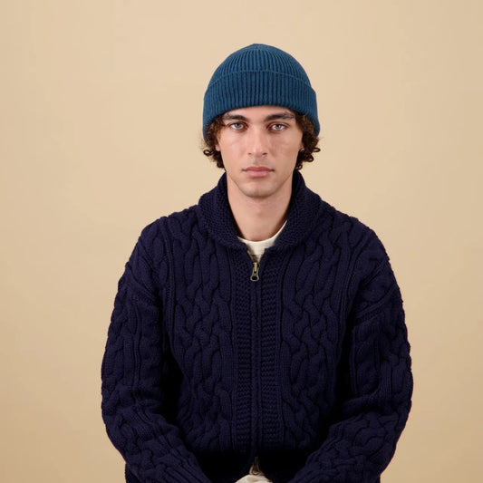 Bonnet en laine mérinos bleu pétrole