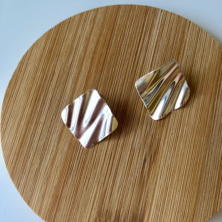 Boucles drapées carrées Argent - Aora bijoux