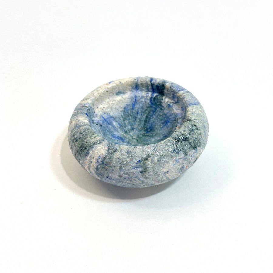 Coquetier en coquilles d'oeuf galaxi