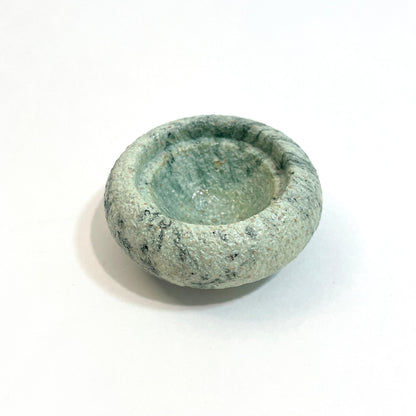 Coquetier en coquilles d'oeuf kiwi