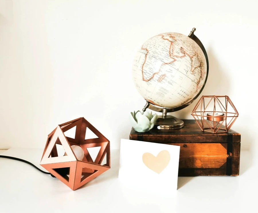 Petite lampe origami cuivre