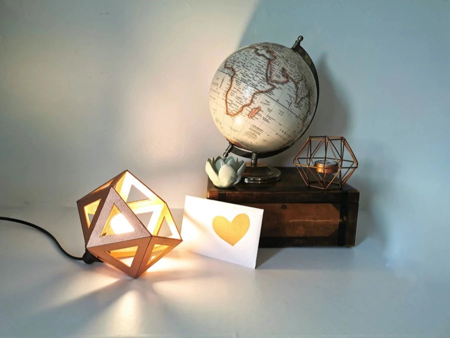 Petite lampe origami cuivre