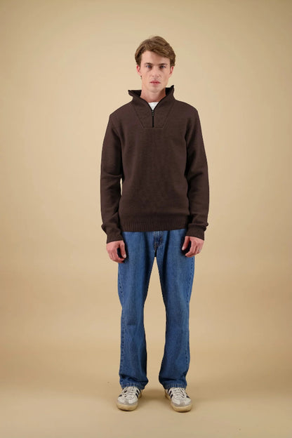 Pull camionneur marron