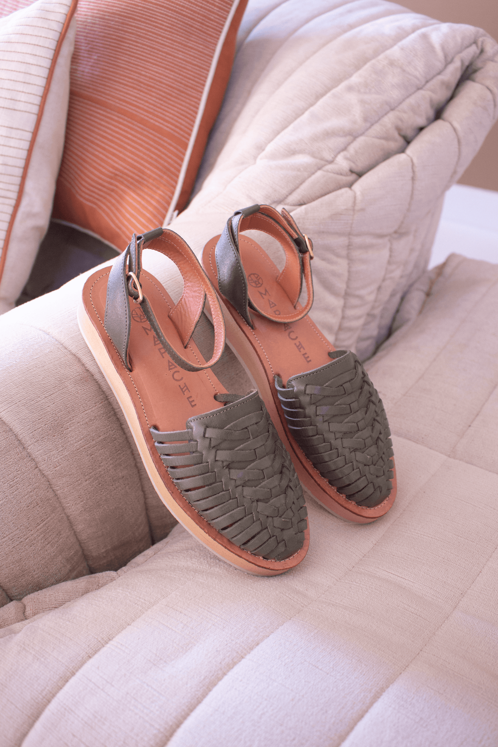 Sandales Loma olive mapache  en cuir