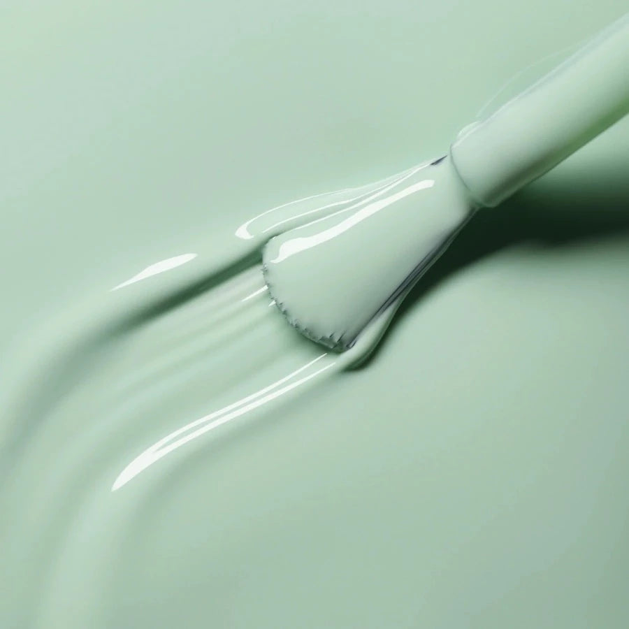 Vernis Mint Green Flash semi permanent Manucurist