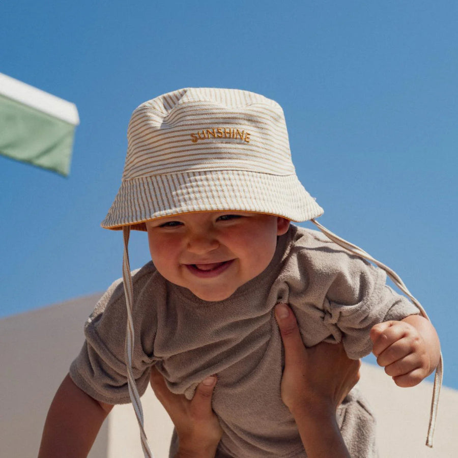 bob enfant sunshine chamaye rayé beige porté