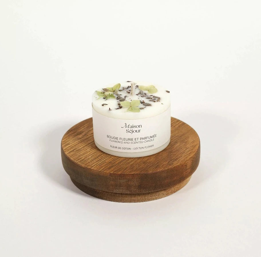 Bougie à base de cire de soja végétale. Parfum fleur de coton