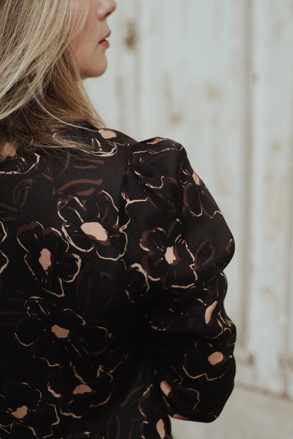 détail manche bouffante chemise london imprimée