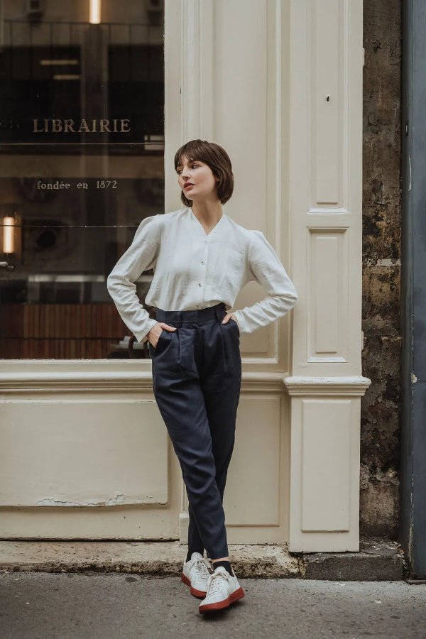 outfit avec le pantalon berlin bleu nuit sevenlie