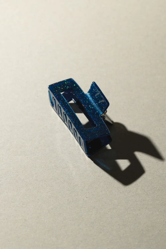 pince à cheveux bleue pailletée en acétate de cellulose sasstie crush milky way
