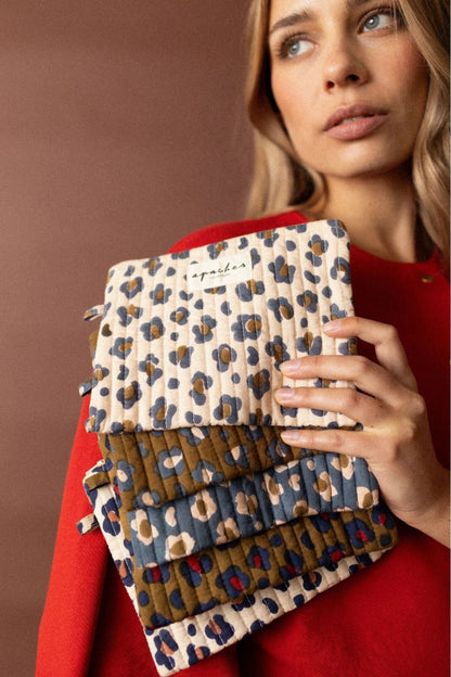 pochettes mana léopard apaches