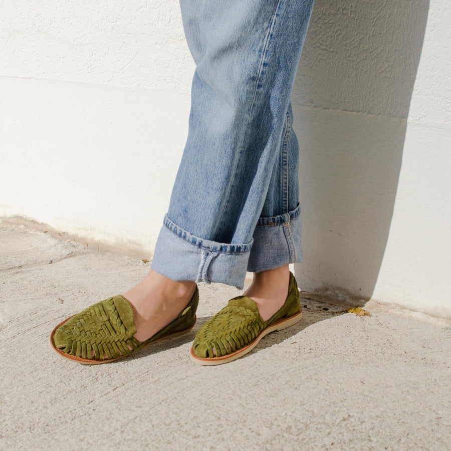 Chaussure Huarache Alegre en daim olive de la marque Mapache