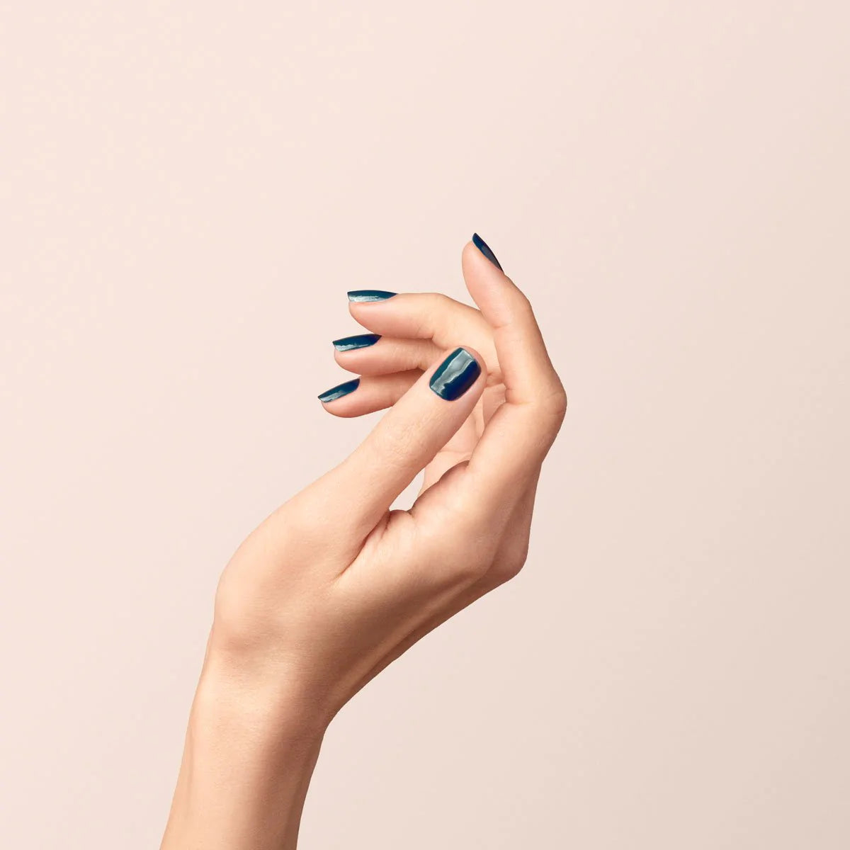 Vernis Green Flash Dark Clover - semi permanent